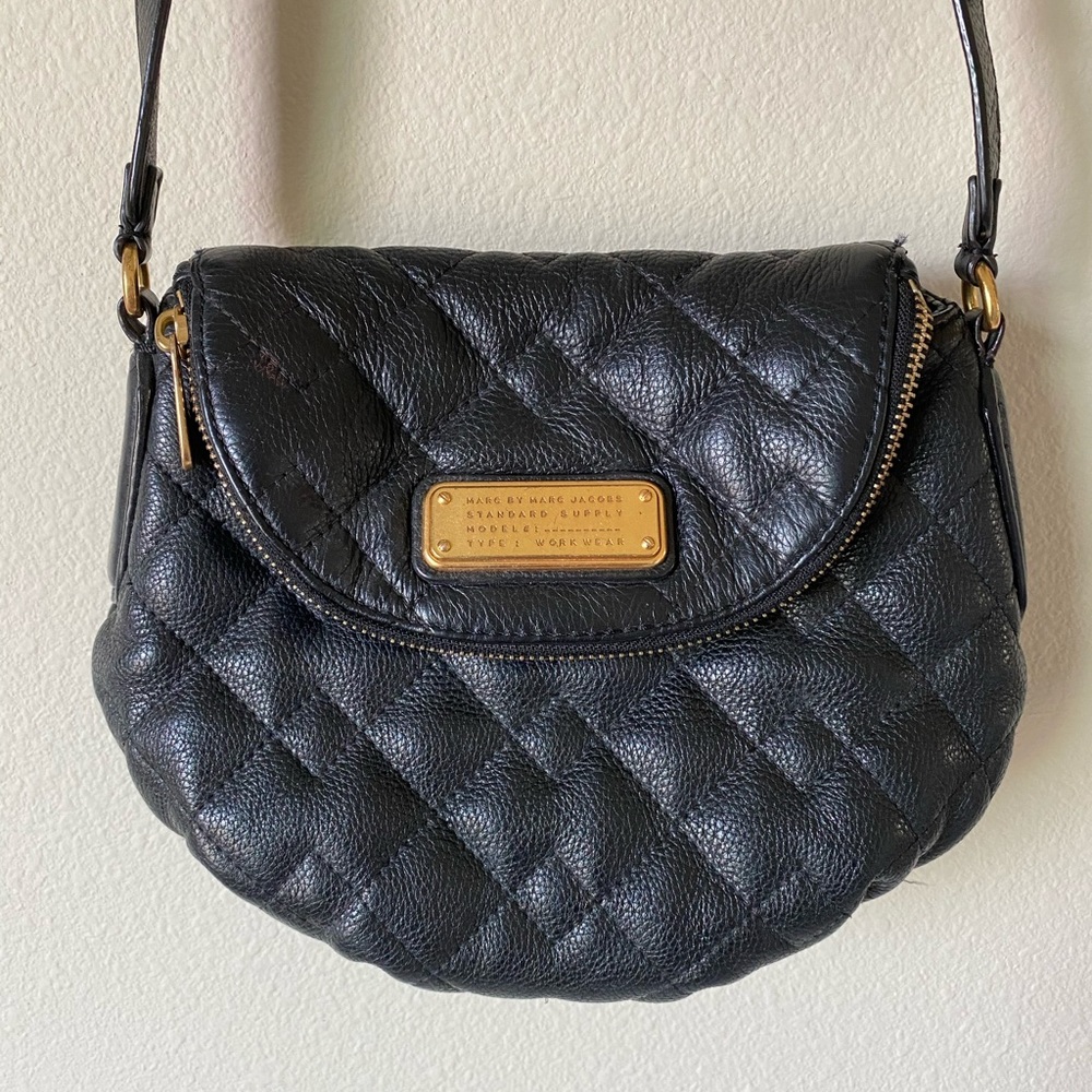 Marc Jacobs Black Quilted Crossbody